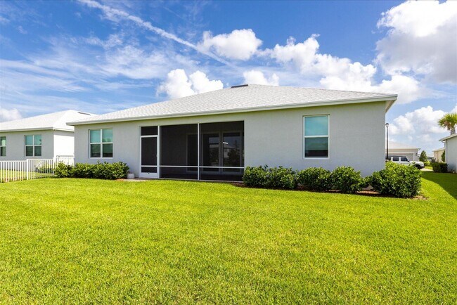 Building Photo - 10372 SW Green Turtle Ln