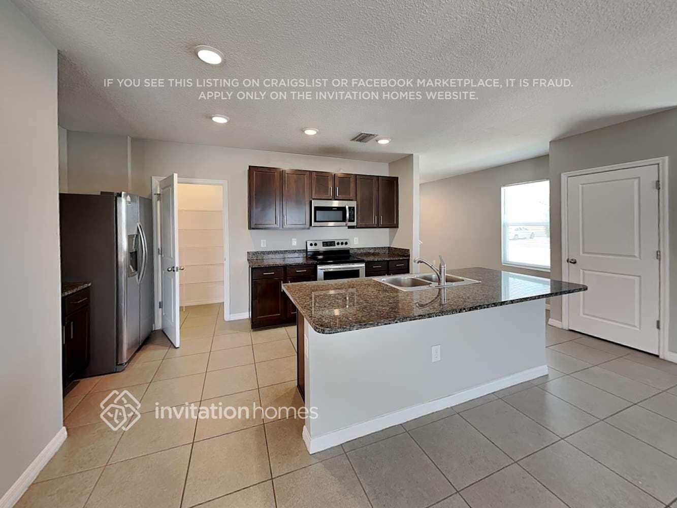 Building Photo - 5900 Briar Rose Wy