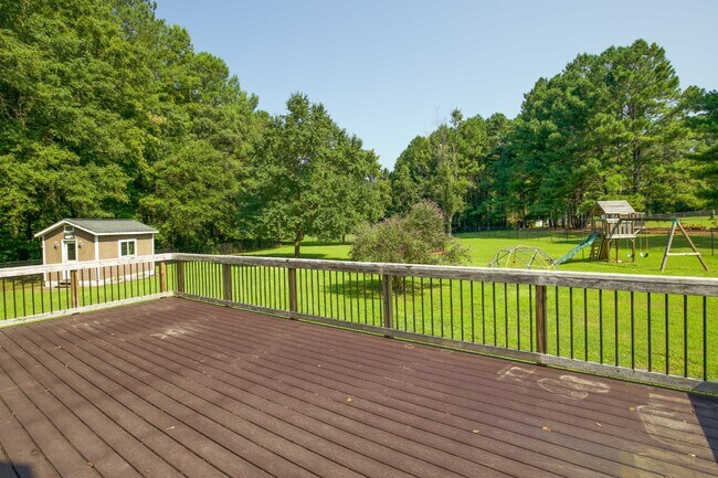 Building Photo - Charming 3-Bed, 2-Bath Home in Pittsboro's Serene Olde Farm Neighborhood! ?????