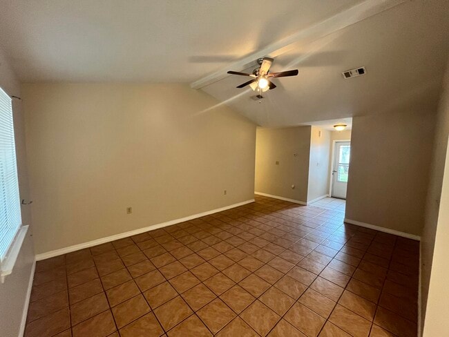 Building Photo - 41 3rd Ave