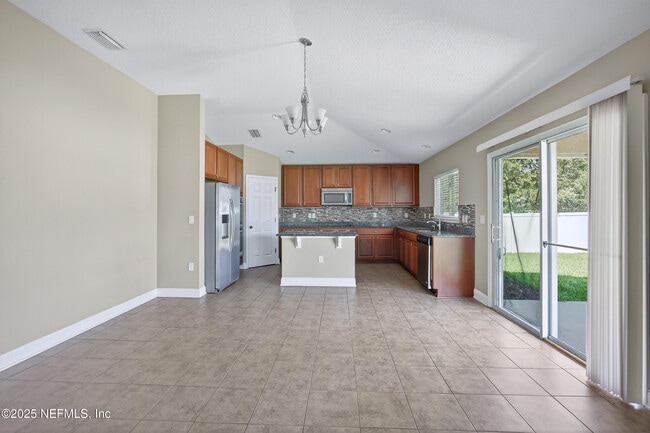 Building Photo - 67 Cres Cove Ct