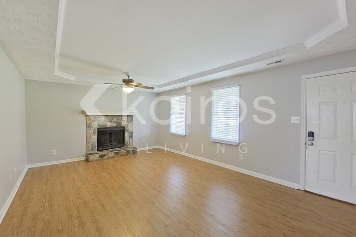 Building Photo - 5312 Blanchette St