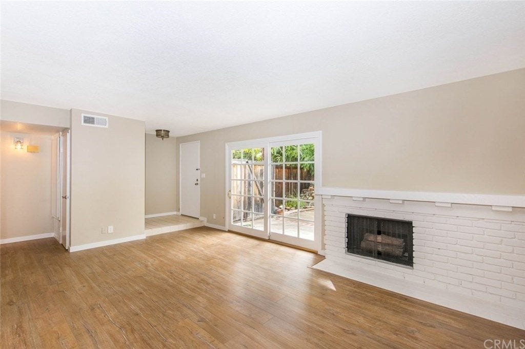 Building Photo - 1104 Tustin Pines Way