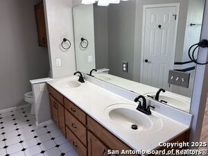 Building Photo - 1658 Lantana Cir