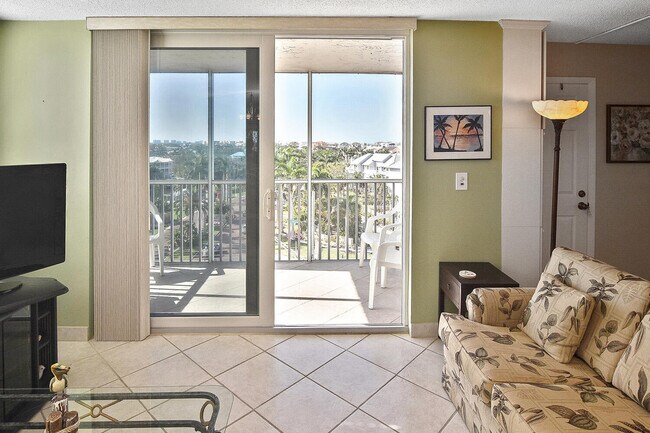 Building Photo - 5500 Bonita Beach Rd SW