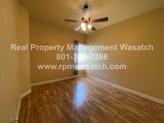 Building Photo - Check Out This Beautiful 2 Bedroom 2 bathr...