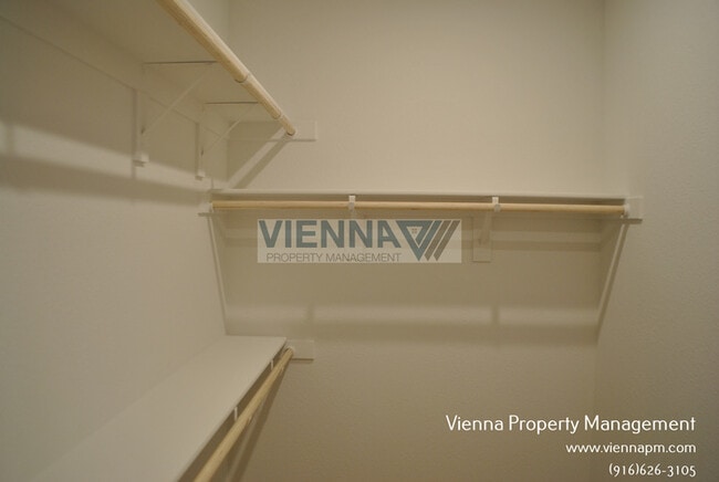 Building Photo - 111 Chesapeake Ct