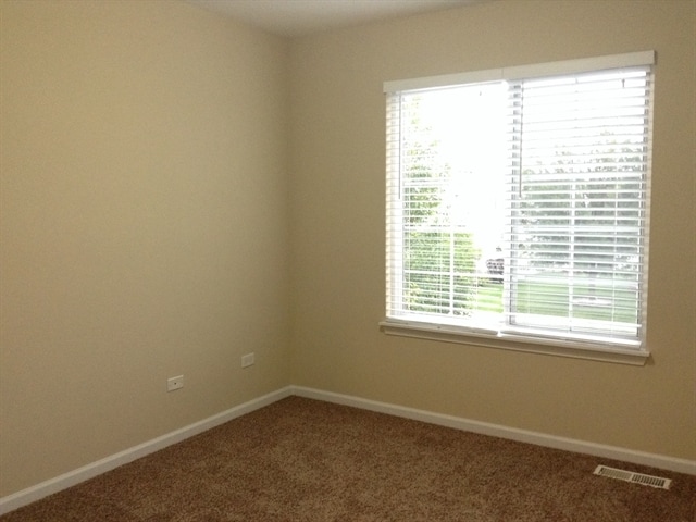 Building Photo - 16458 Coventry Ln