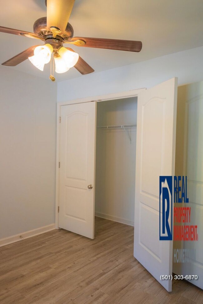 Building Photo - 104 Austin Ln