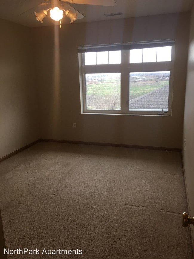 Building Photo - 8845 Northpark Ct