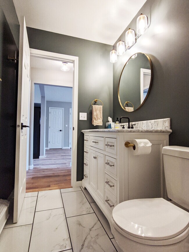 Building Photo - 1101 Spring Creek Rd