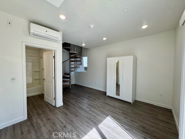 Building Photo - 1212 Fedora St