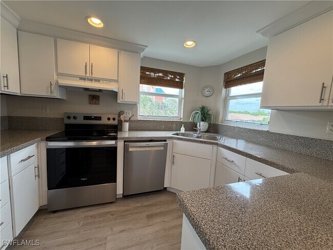 Building Photo - 190 Pebble Beach Blvd