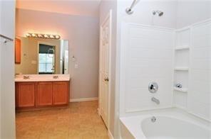 Building Photo - 509 Creekside Dr