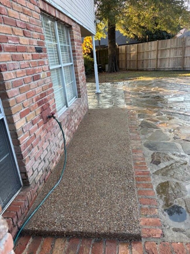 Building Photo - Rental Property