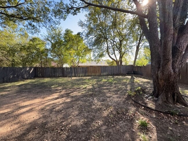 Building Photo - 1233 Steinburg Ln