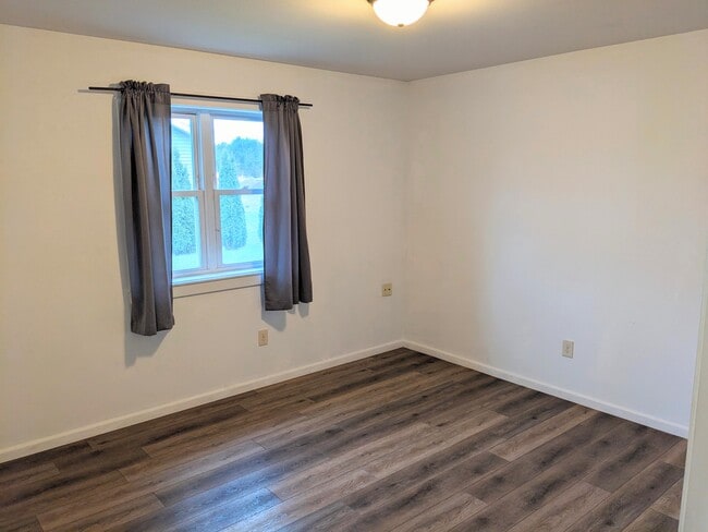 Building Photo - 3816 Kensington Pl