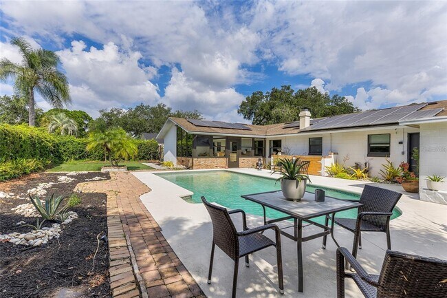 Building Photo - 5128 Lido St