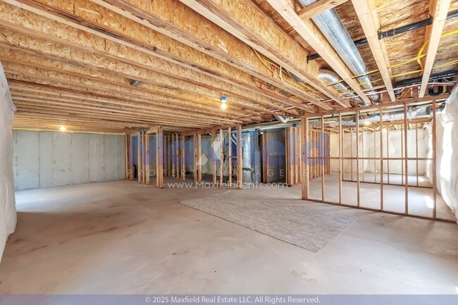 Building Photo - 5BD/3BTH/2GAR - Great space - Lehi Living