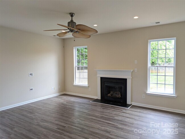 Building Photo - 117 Stallings Mill Dr
