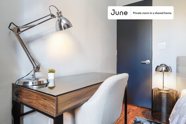 Building Photo - Room in Shared 4 bed/2 bath home in Upper East Side