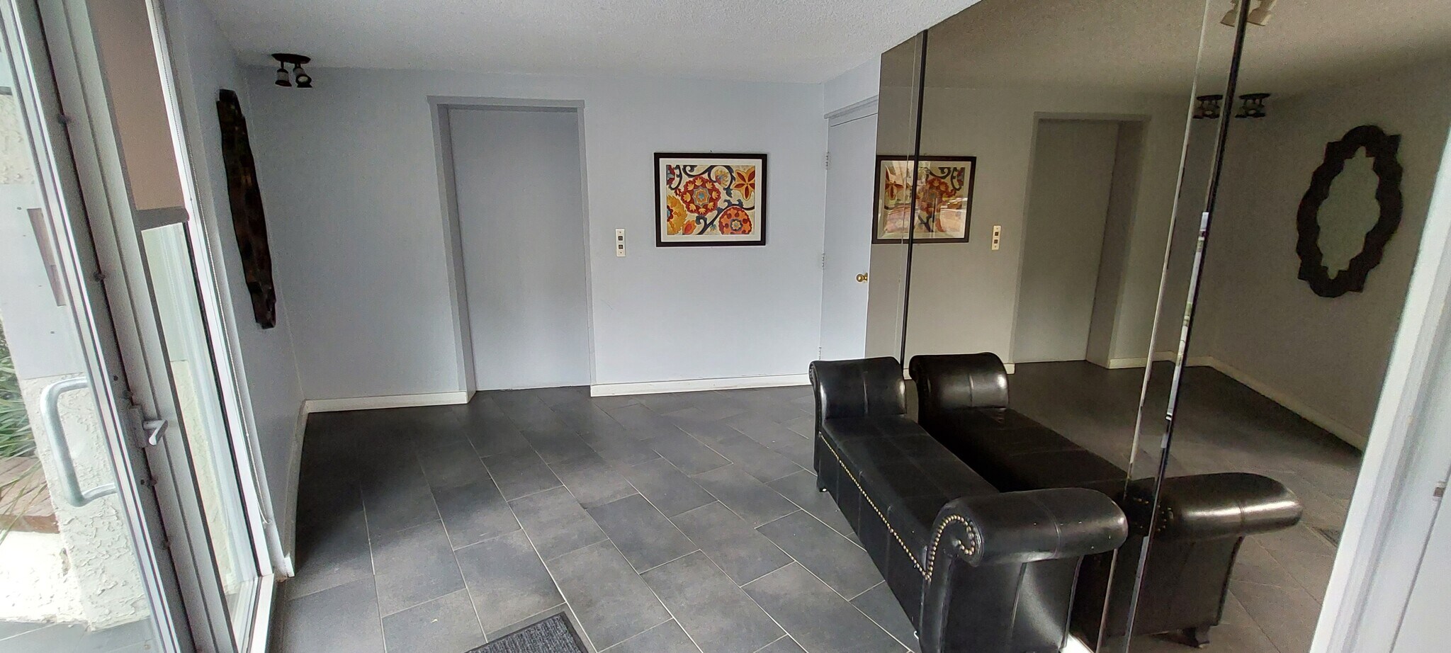 Building Photo - 1122 Peck Dr