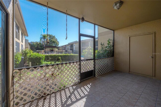 Building Photo - 12261 Sailwinds Dr