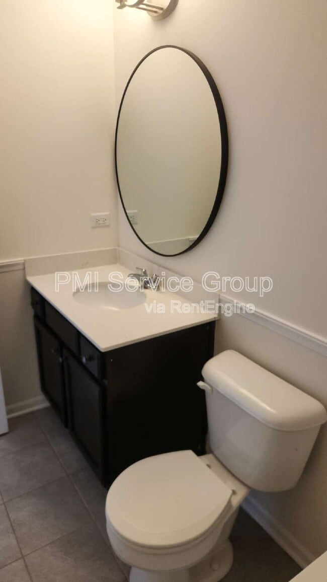 Building Photo - 4444 Monroe Ct