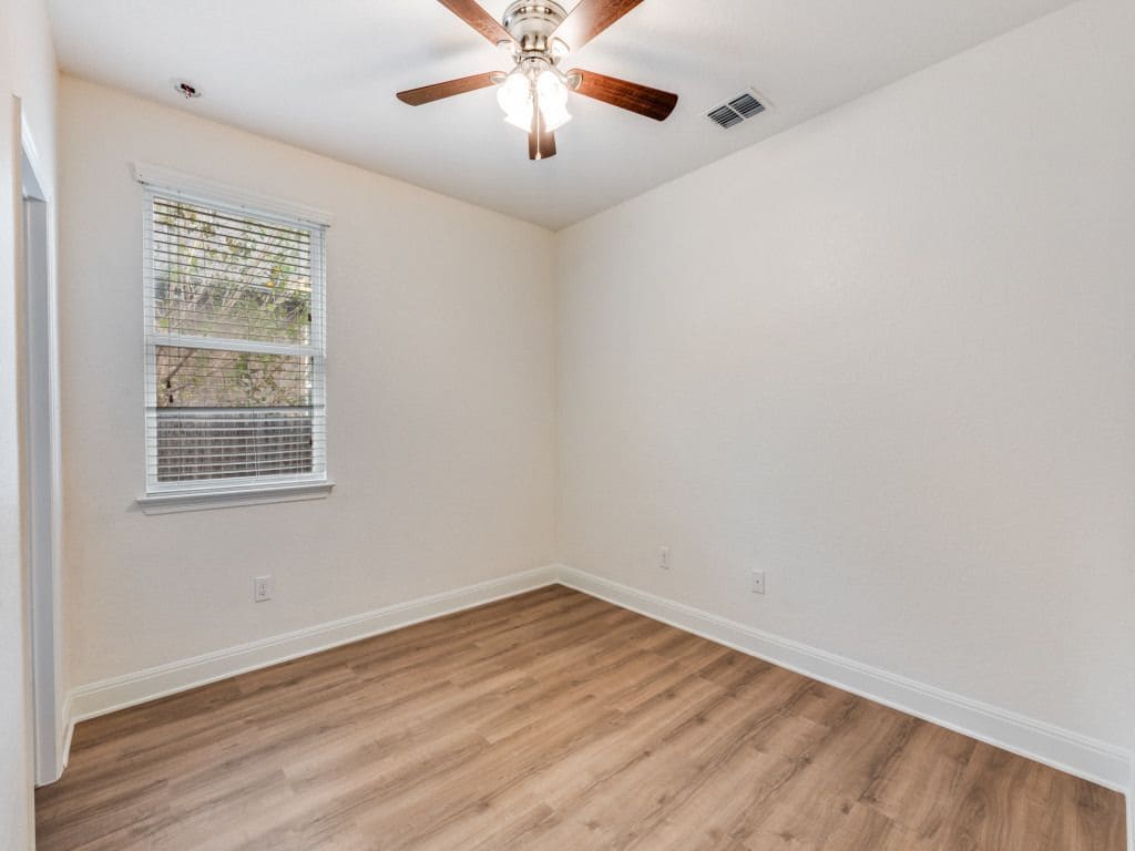 Building Photo - 229 Gardner