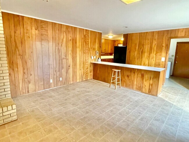 Building Photo - 4 bedroom home in the Heart of Oxford