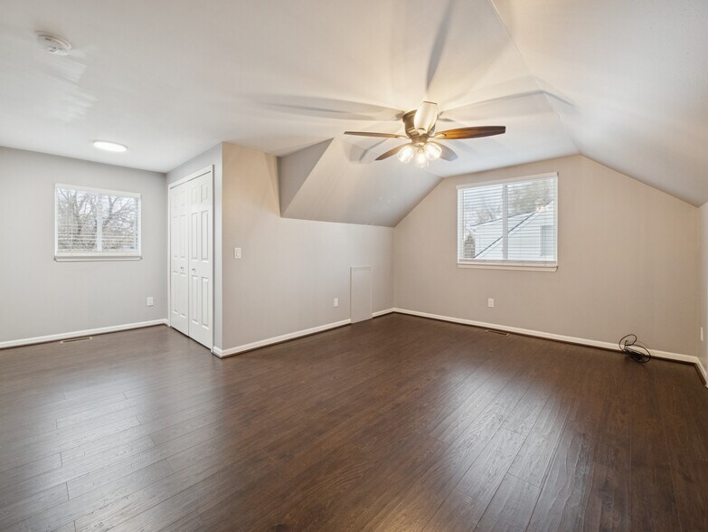 Master bedroom - 8204 Toepfer Rd