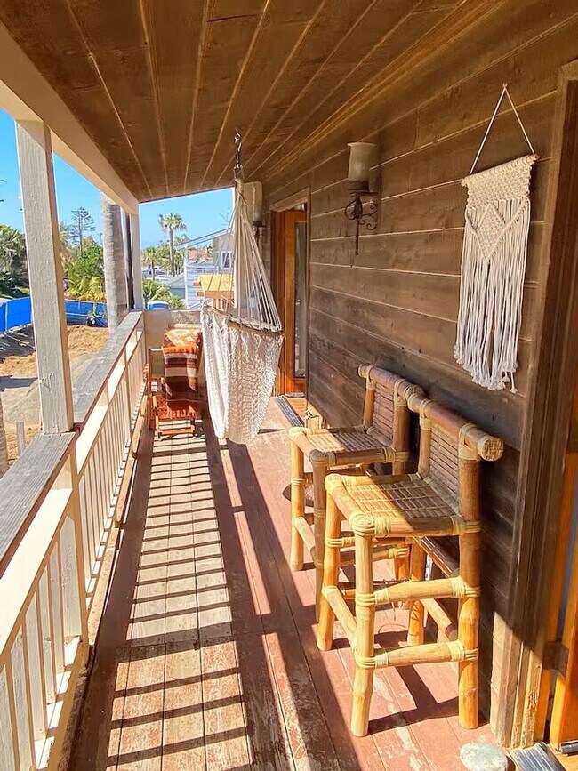 Building Photo - Luxe 3-Bedroom, 3-Bath Beach Home in Encinitas – w Furnished Option! Showing Today!