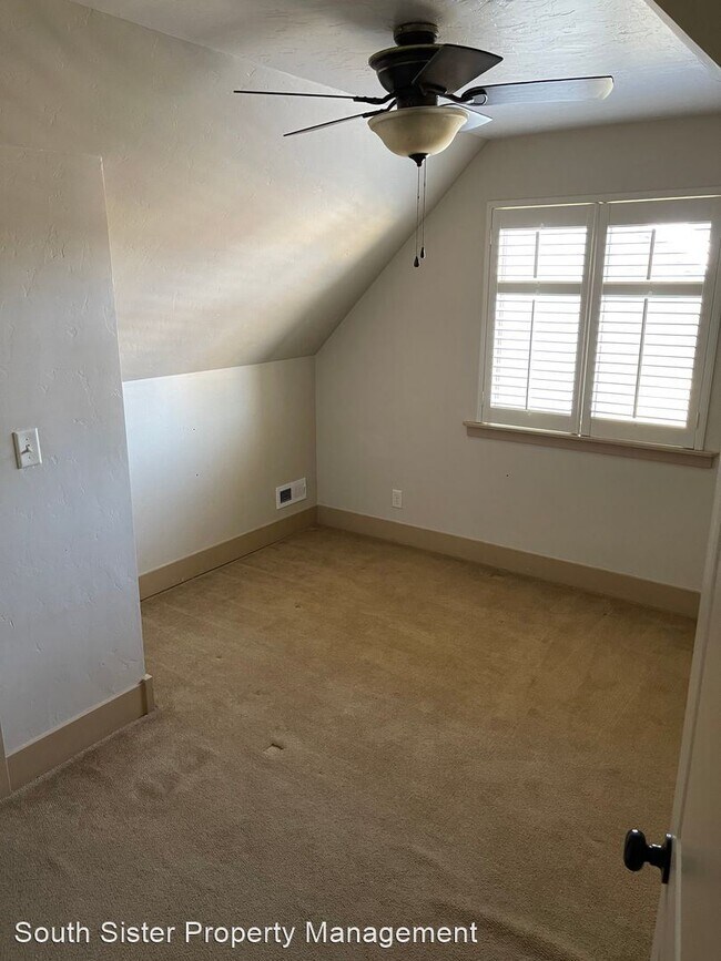 Building Photo - 3 br, 3 bath House - 310 E Aspenwood