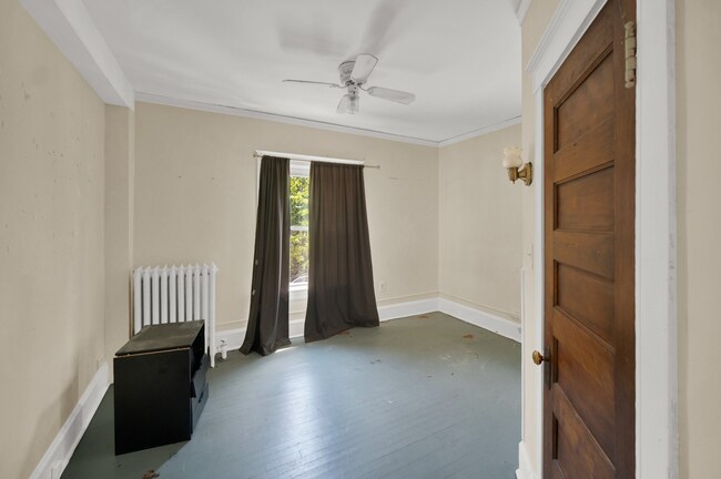 Building Photo - 807 Foster St