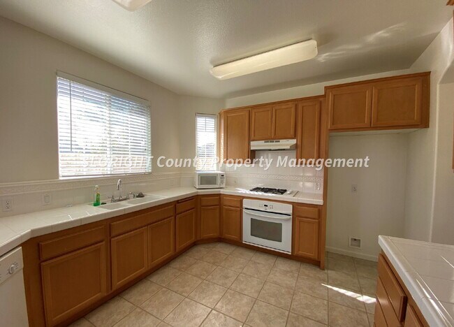 Building Photo - AVAILABLE NOW - Executive Style Santa Maria Home with 4 Bedrooms & 2.5 Bathrooms