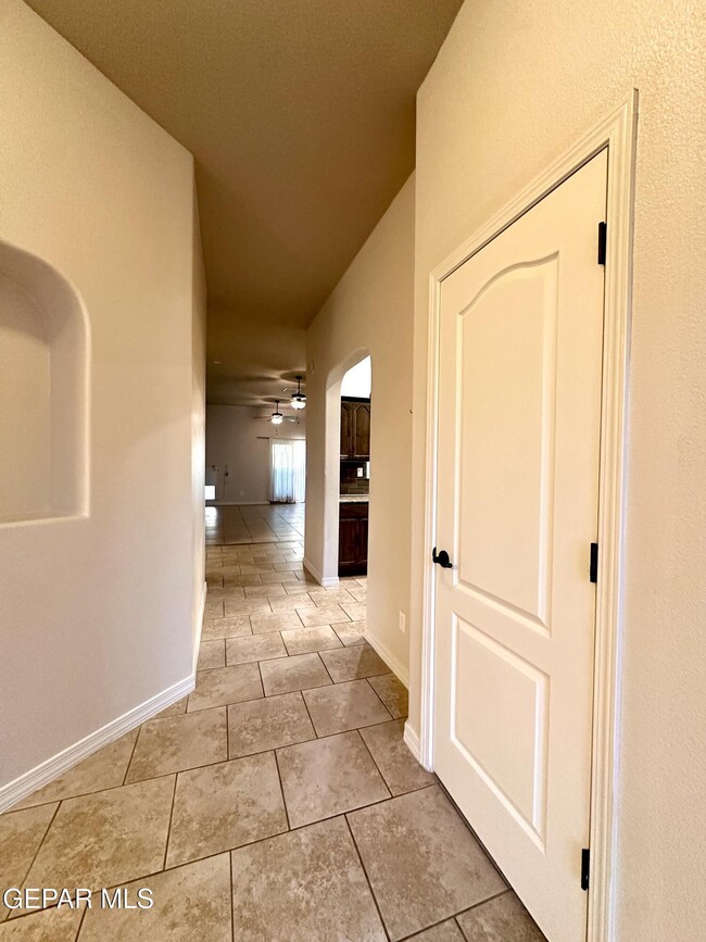 Building Photo - 3109 Timber Pl