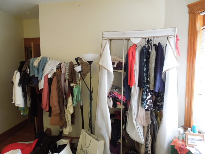 Building Photo - 132 Glenville Ave