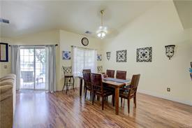 Building Photo - 1061 E Donna Dr