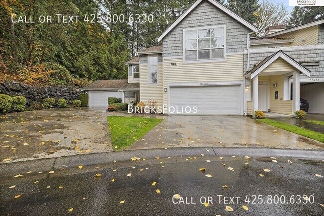 Building Photo - Your Dream Condo in Bothell: Designer Details and Tranquil Views!