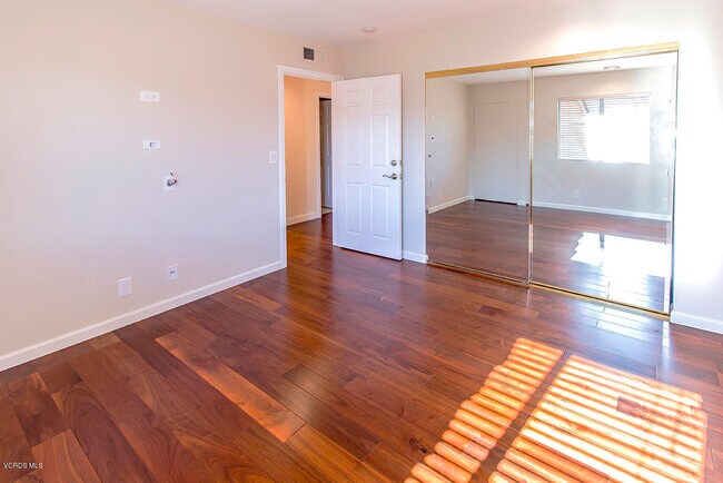 Building Photo - 2399 Windward Cir