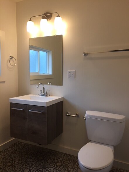 Bathroom - 4808 NE 99th Ave