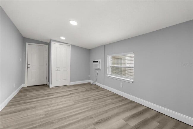 Building Photo - 808 Herman Ave