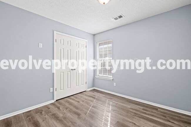 Building Photo - 5806 Ashridge Pl