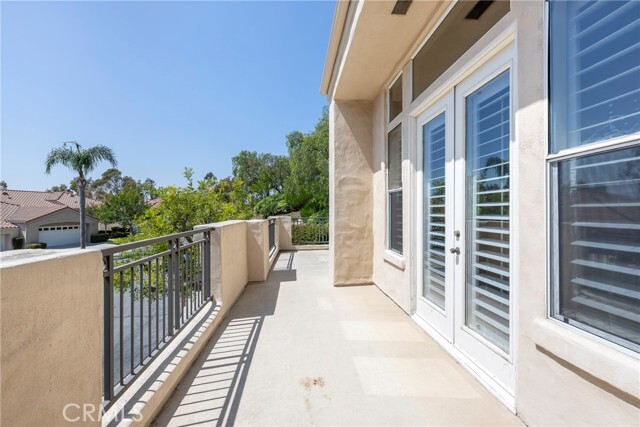 Building Photo - 308 S San Vicente Ln