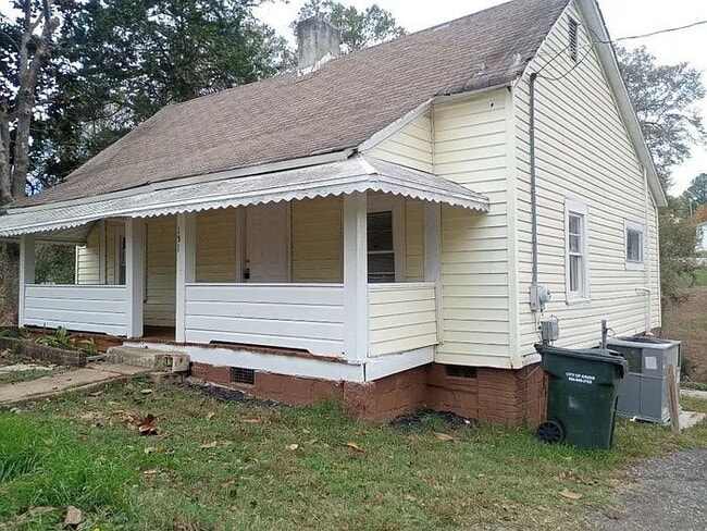 Building Photo - 2 Bedroom 1 Bathroom in Greer. SC