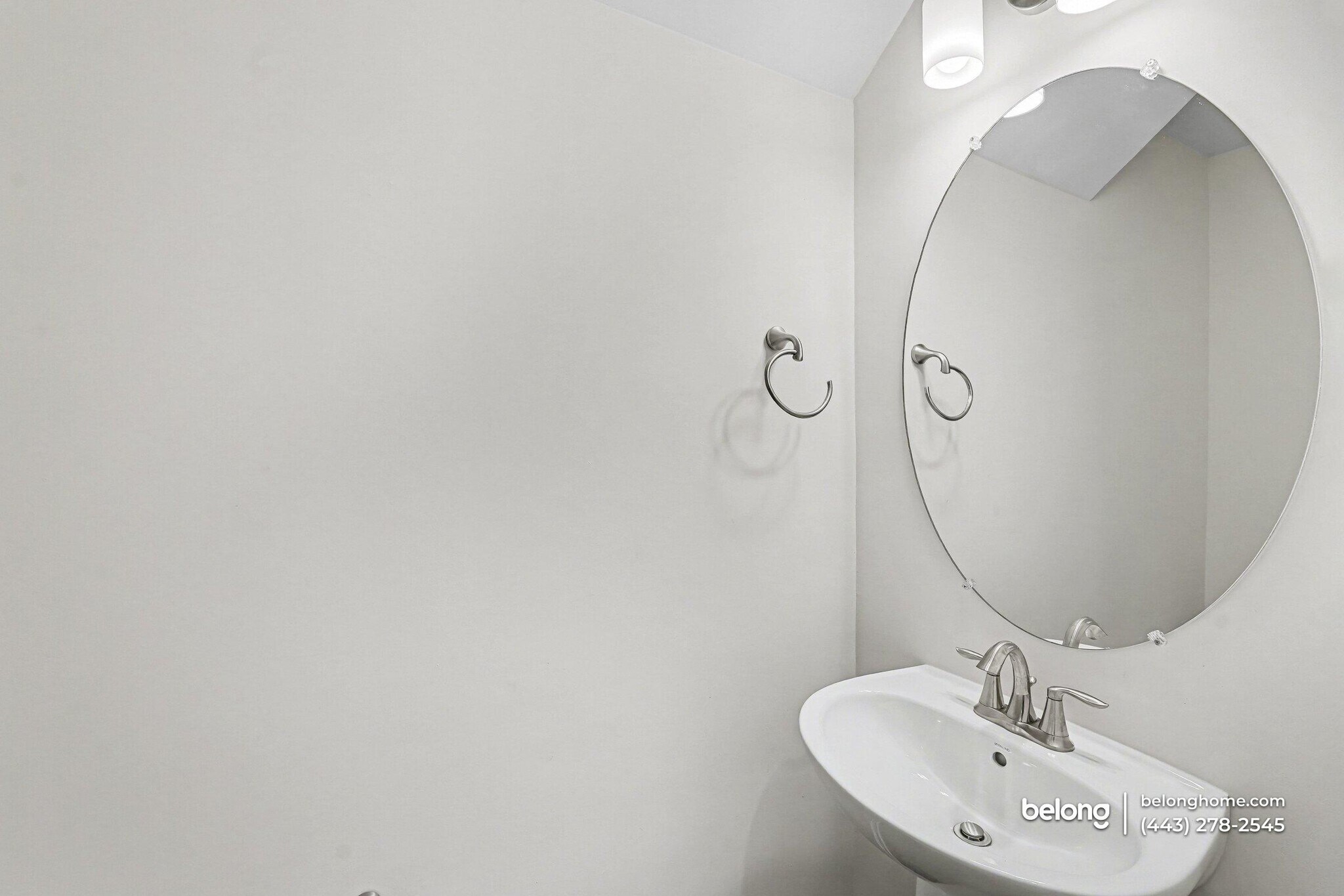 Building Photo - 4521 Reaney Ln