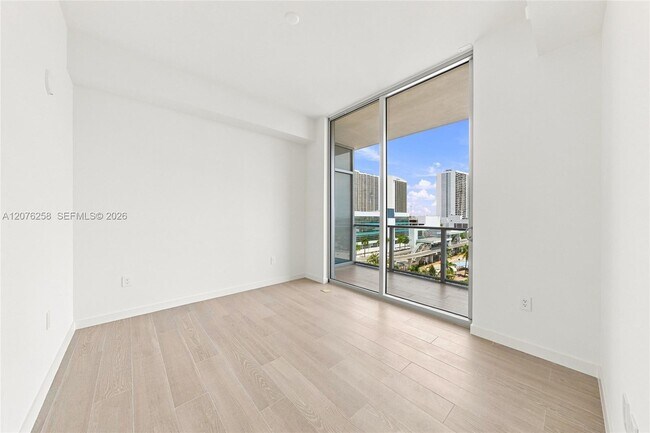 Building Photo - 1400 Biscayne Blvd