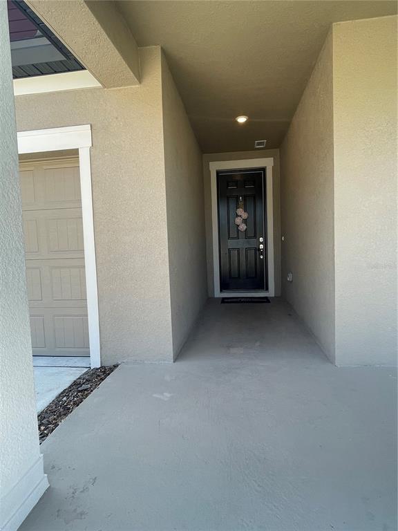 Building Photo - 34772 Mulrion Dr