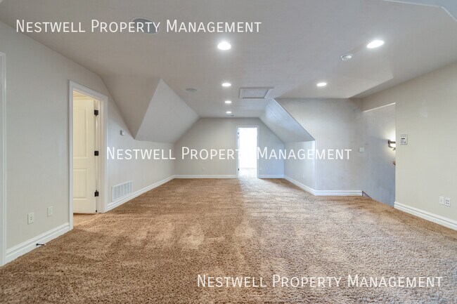 Building Photo - 10252 Eden Crest Rd