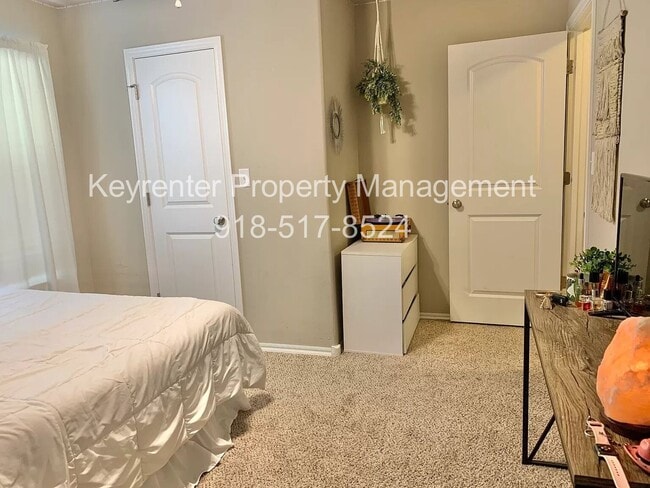 Building Photo - 3 Bed | 2 Bath in Owasso!